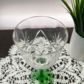 Бокалы из хрусталя с цвет ножками, алмазная грань руч работы. Винтаж. Цена за пару. Скол. Картинка 4